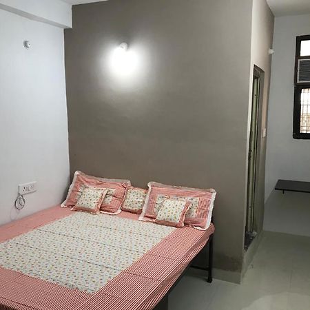 Prestige Guest House & Hostel Bilāspur Dış mekan fotoğraf