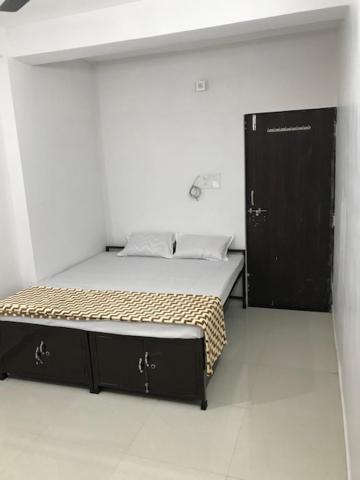 Prestige Guest House & Hostel Bilāspur Dış mekan fotoğraf