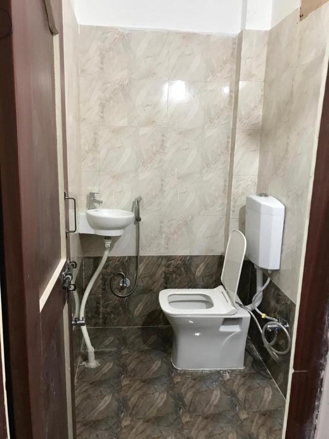 Prestige Guest House & Hostel Bilāspur Dış mekan fotoğraf