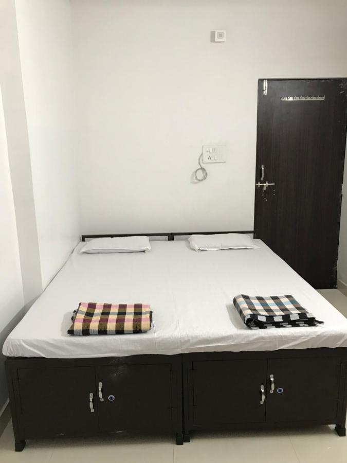 Prestige Guest House & Hostel Bilāspur Dış mekan fotoğraf