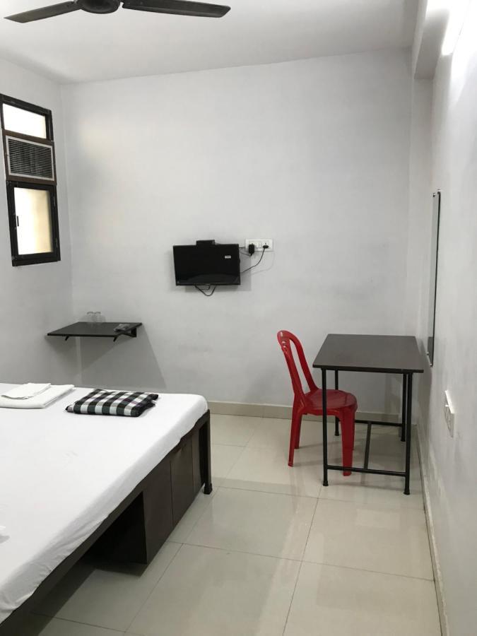 Prestige Guest House & Hostel Bilāspur Dış mekan fotoğraf