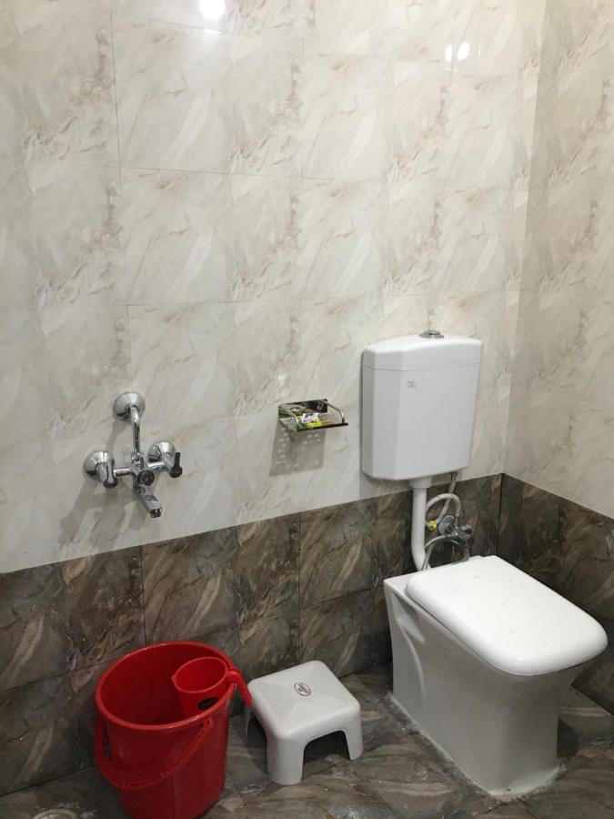 Prestige Guest House & Hostel Bilāspur Dış mekan fotoğraf