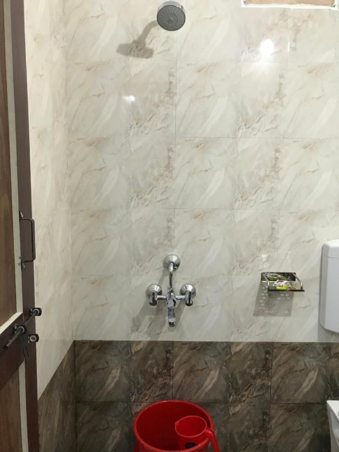 Prestige Guest House & Hostel Bilāspur Dış mekan fotoğraf